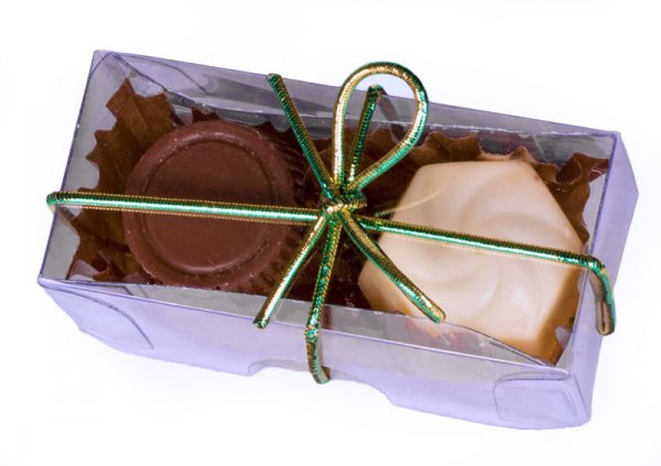 2 Chocolates in a box 