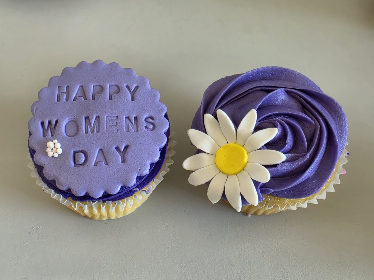 Double Womans day cupcakes