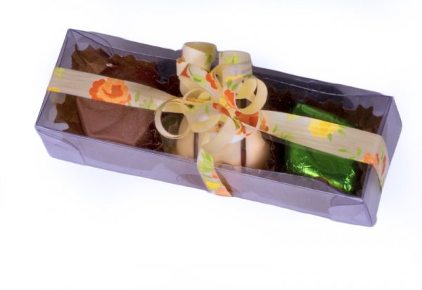 3 Chocolates in a box 