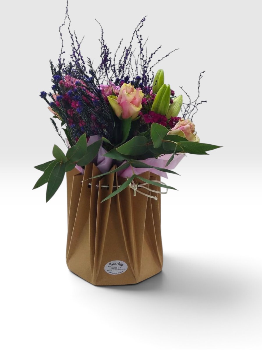 Small Bouquet of flowers 